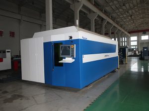 Macchina da taglio laser a fibra ampiamente usata nel settore prezzo 750w / 1000w